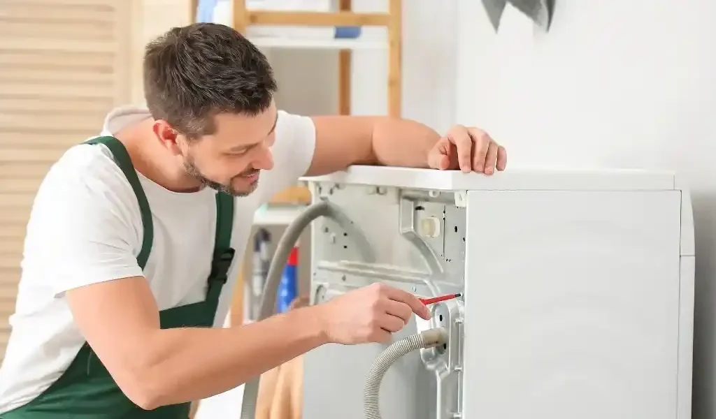 Repair Services in Al Mina